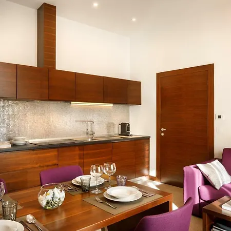 Elizabeta Apartment *